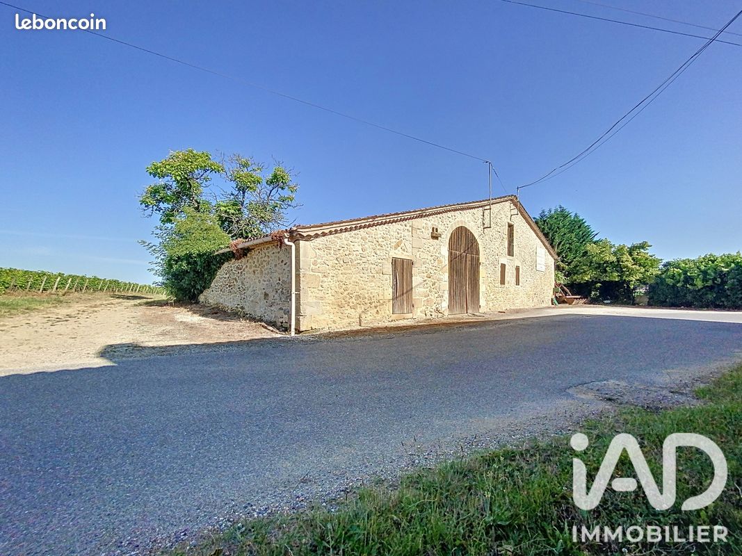 Maison 9 pièces 250 m² · à Fargues · 250 m² · 160 000 €