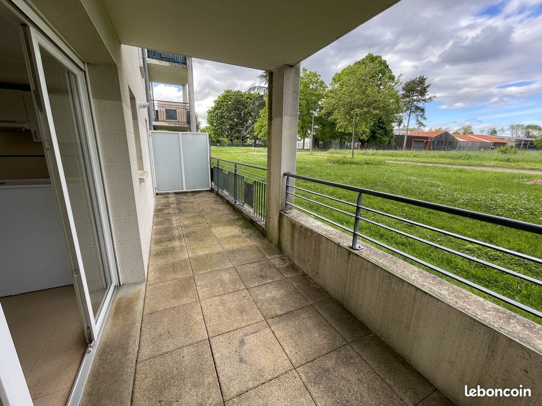 Appartement 2 pièces 46 m² - Poitiers 86000 (image principale 2)