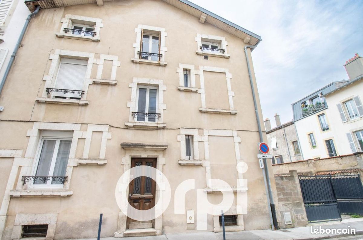 Immeuble 9 pièces 138 m² · à Nancy · 138 m² · 332 000 €