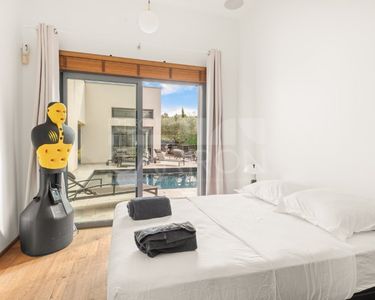 Maison 1 050 000 € - 223 m²