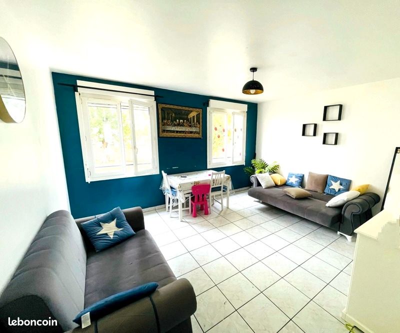 Appartement 4 pièces 68 m² · à Étampes · 68 m² · 135 000 €