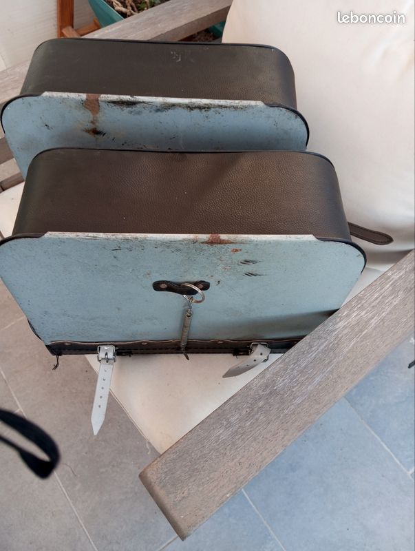 VINTAGE - ANCIENNE PAIRE de SACOCHE pour VELO, SOLEX.... EUR 25,00