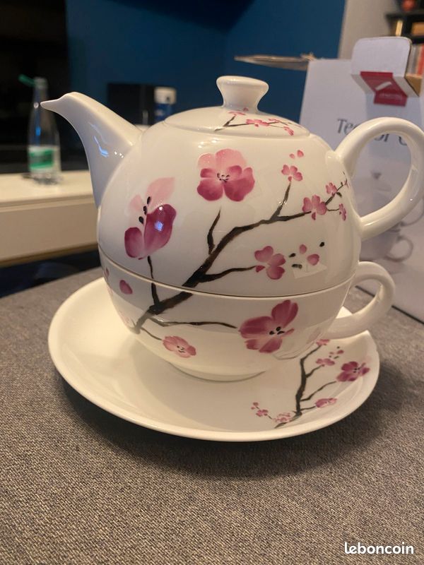 Service à thé - porcelaine (image 2)