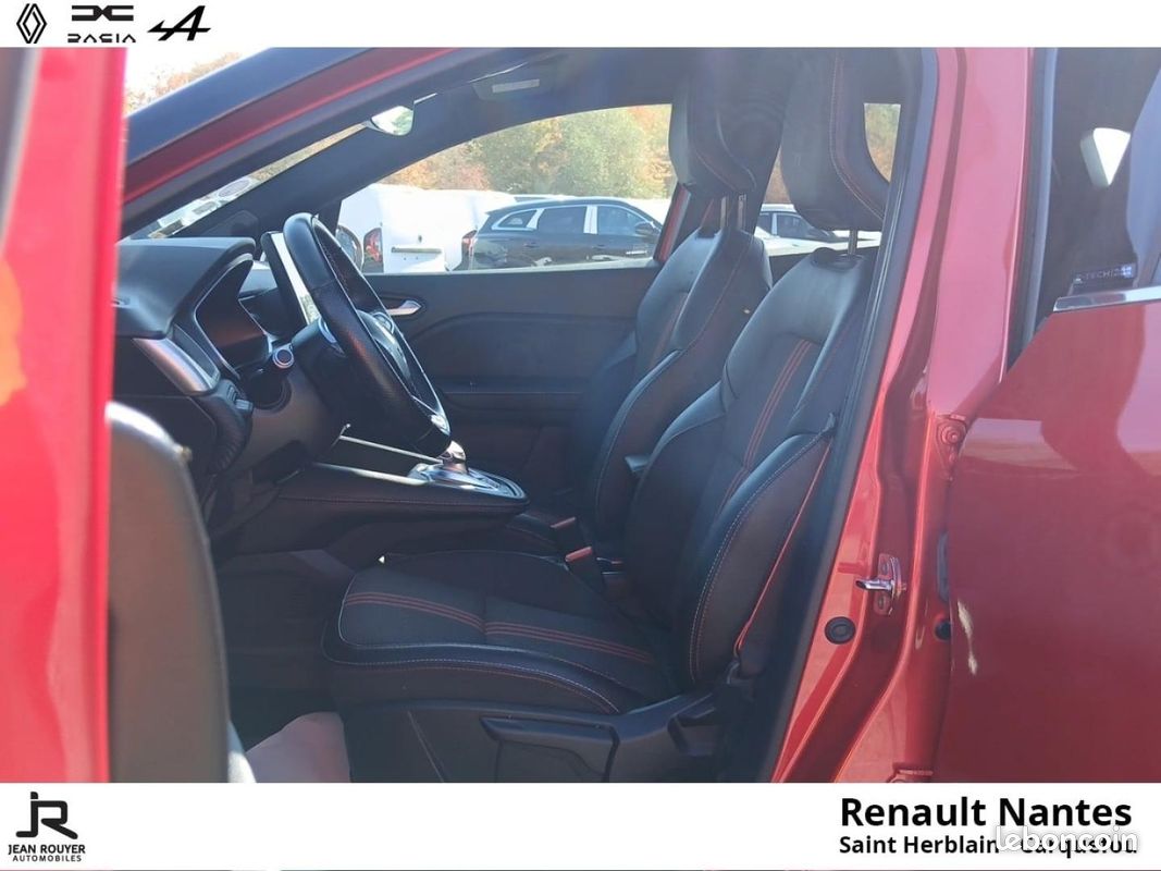 Renault Captur E-Tech hybride rechargeable 160ch RS Line (image 11)