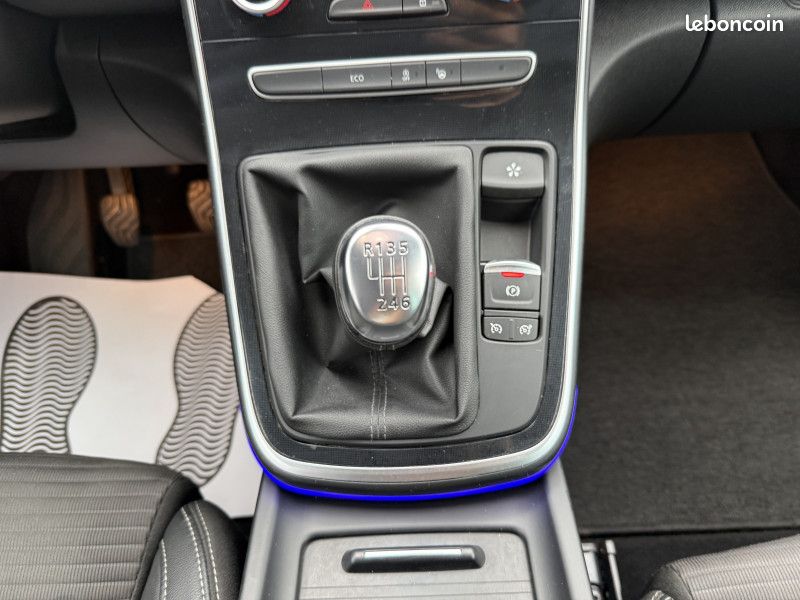 Renault SCENIC IV 1.2 TCE 130CH ENERGY INTENS (image 13)
