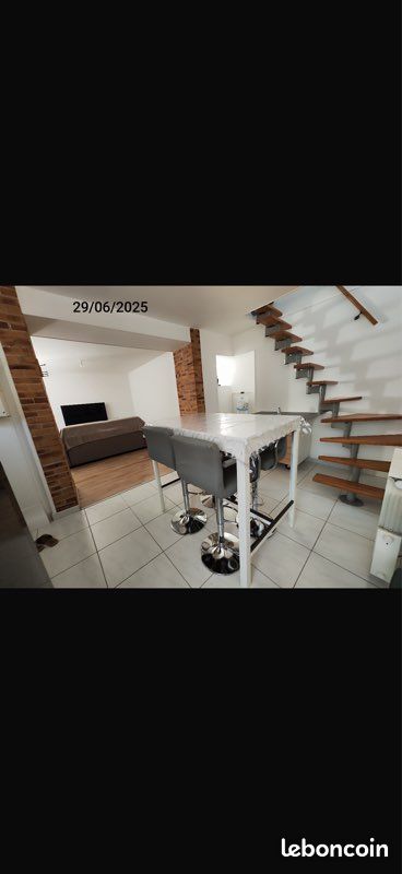 Maison 3 pièces 55 m² · à Bombon · 55 m² · 1 800 €/mois
