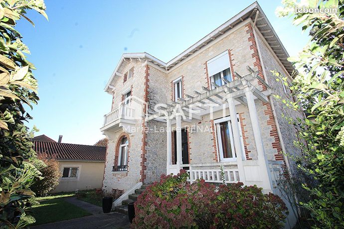 Maison 7 pièces 155 m²