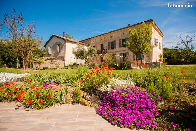Maison 18 pièces 661 m²