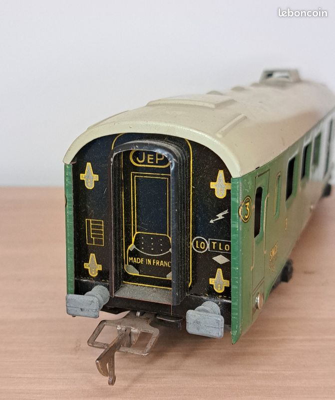 Lot 5 Wagons JEP échelle 0 – Anciens En Tôle – 2 En Boîte + 2 Avec Partie De Boîte