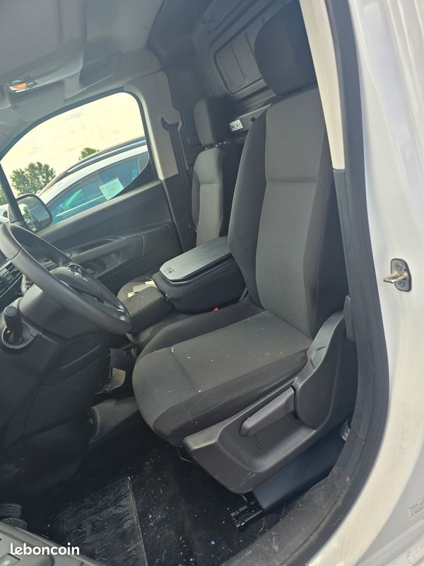 Opel combo long châssis 1,5 cdti 100cv accidentée (image 5)