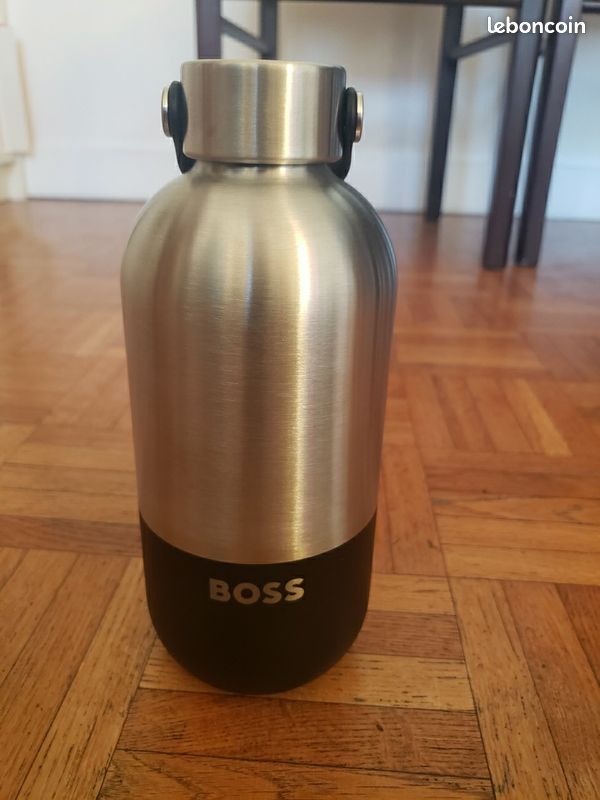 Gourde en inox Hugo Boss neuve 750 ml (image 9)