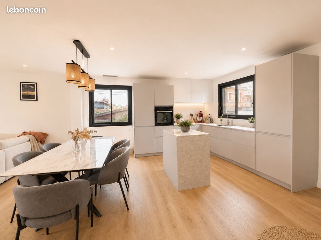Maison 5 pièces 115 m² · à Floirac · 115 m² · 470 000 €