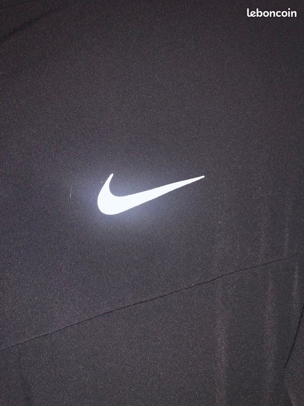Veste nike (prix négociable) (image 2)