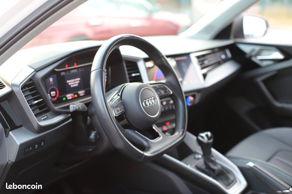 AUDI A1 ALLSTREET 30 tfsi 110 ch s tronic 7 design luxe (image 13)