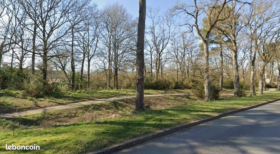 Terrain à bâtir de 339 m² à PONT-PEAN (35) · à Pont-Péan · 99 000 €