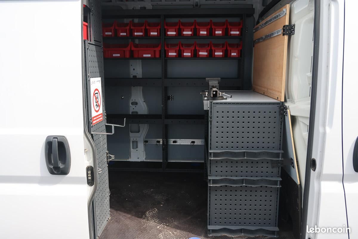 Peugeot BOXER L3H2 2.2 BLUEHDI 165 CV Standard (image 13)
