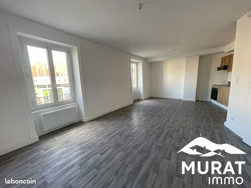 Appartement 1 pièce 34 m² · à Vic-le-Comte · 34 m² · 430 €/mois