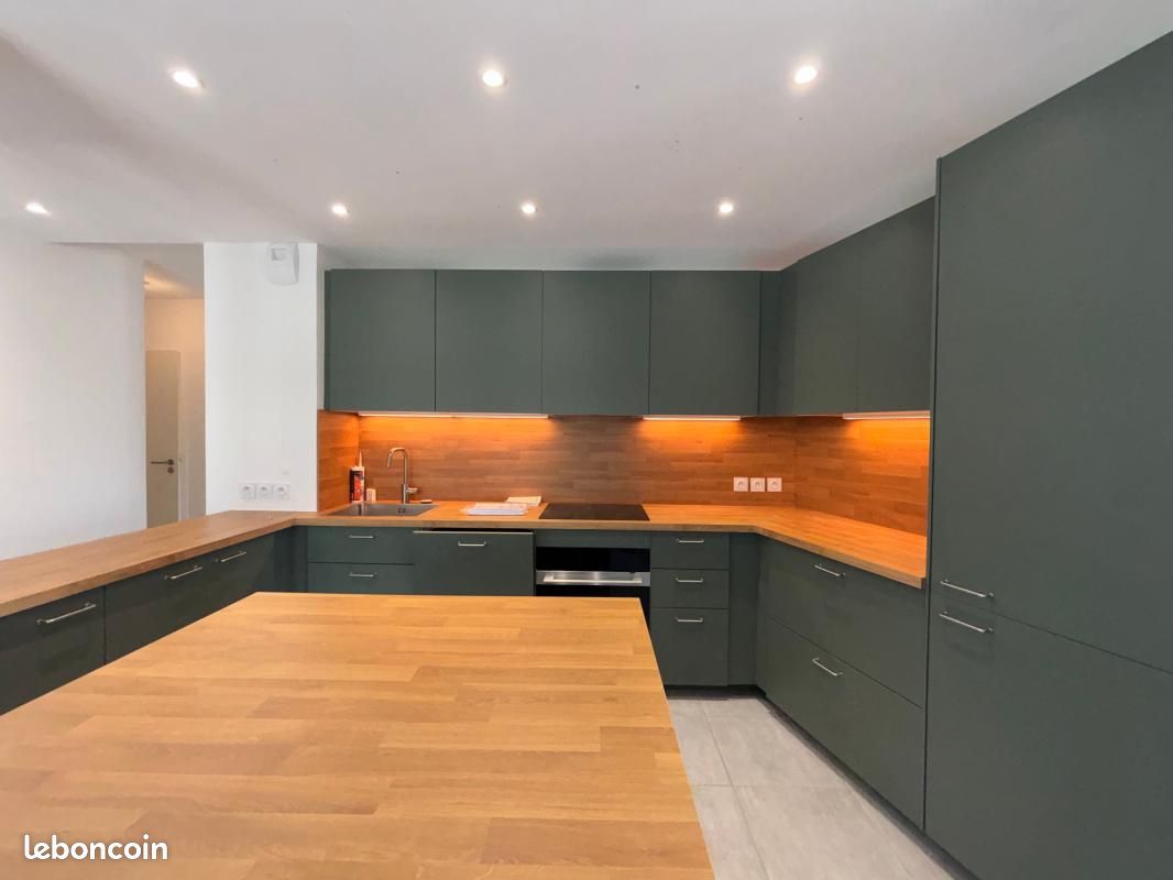 Appartement 3 pièces 75 m² · à Ambilly · 75 m² · 1 750 €