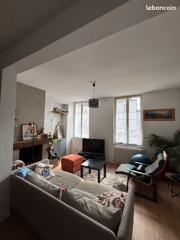 Maison 5 pièces 100 m² · à Bois-Guillaume · 100 m² · 1 050 €/mois