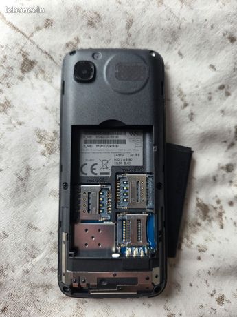 Wiko Lubi+ - Double SIM - Rouge - Téléphone portable basique - Achat