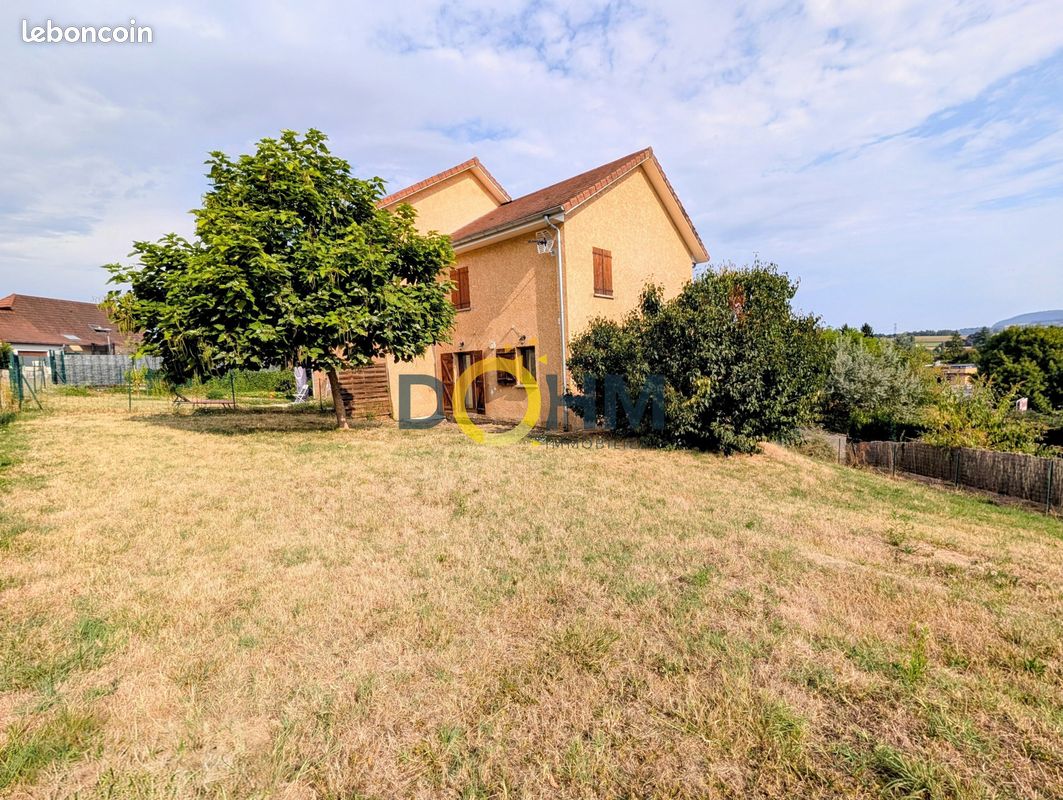 Maison 4 pièces 90 m² · à Le Pont-de-Beauvoisin · 90 m² · 200 000 €