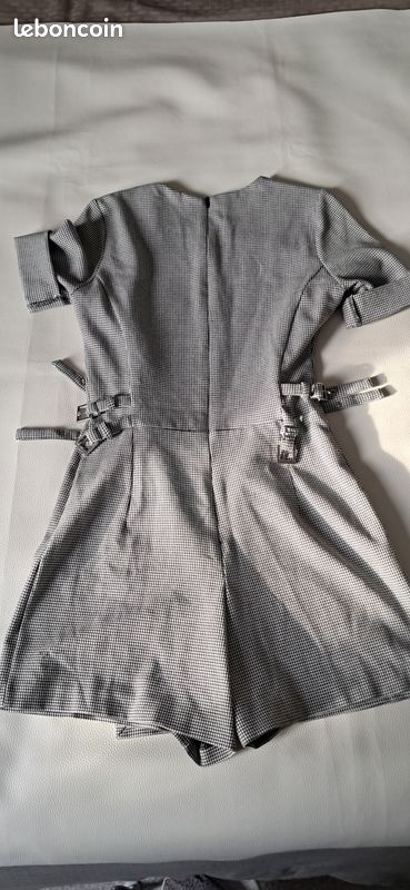 Robe short (image 1)