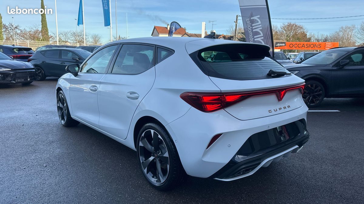 CUPRA Leon 1.5 eTSI Hybrid 150 ch DSG7 V (image 3)