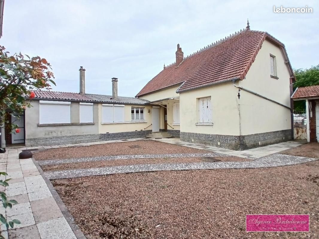 Maison 6 pièces 138 m² · à Breteuil · 138 m² · 198 000 €