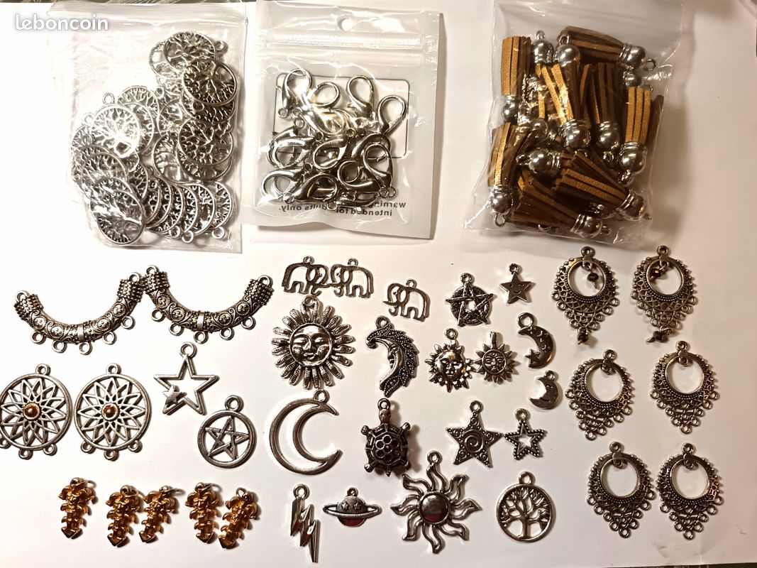 Lot Bijoux Vintage Grand Lot De Bijoux Fantaisie Vintage - Parfait Pour La Brocante Ou La Création Broche En Ceramique