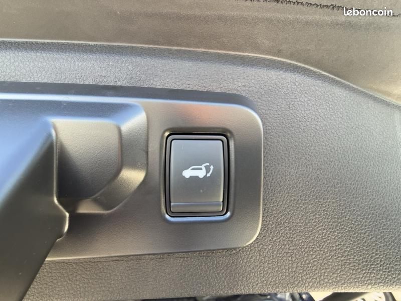 Renault Espace 1.2 E-Tech full hybrid 200ch Techno 7 places - 24 (image 25)