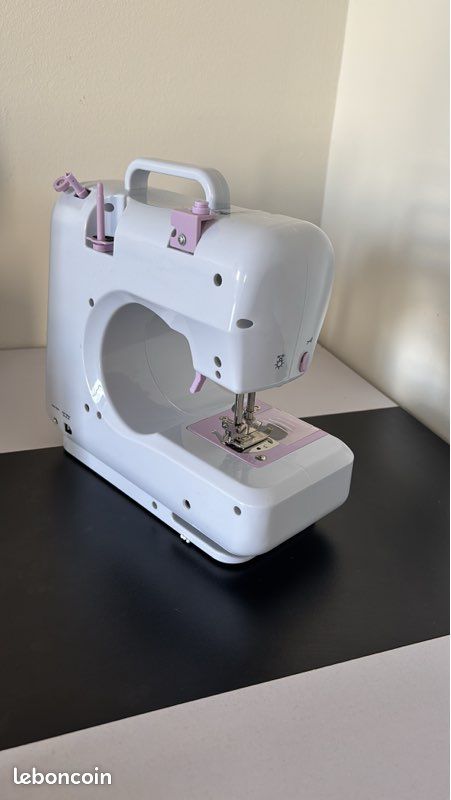 Machine à coudre (image 11)