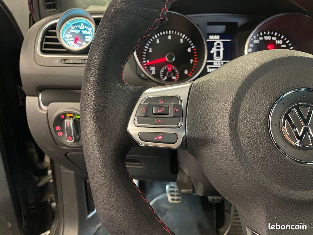 VOLKSWAGEN GOLF VI GTi 2.0 TSi 210 (image 17)