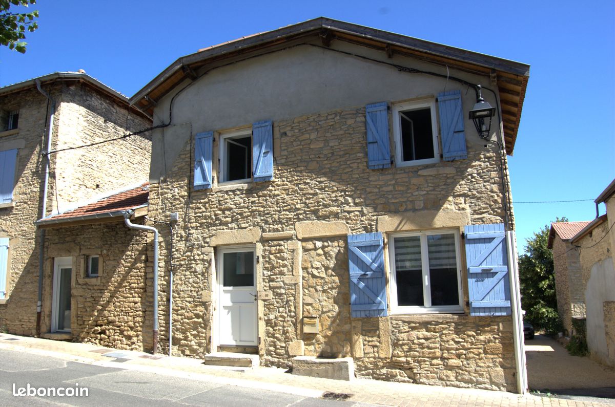 Maison 4 pièces 93 m² · à Saint-Alban-de-Roche · 93 m² · 237 000 €