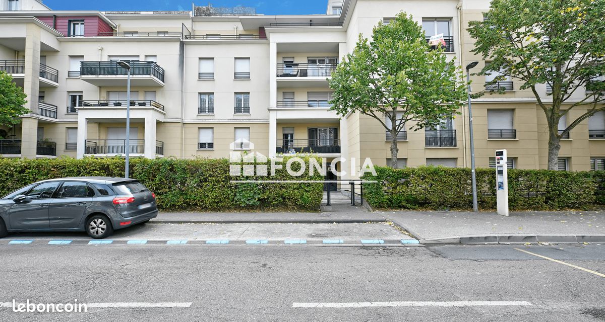 Appartement 2 pièces 44 m² · à Carrières-sous-Poissy · 44 m² · 183 000 €