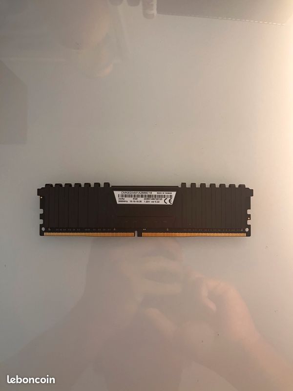 2x8GB Ram DDR4 (image 2)