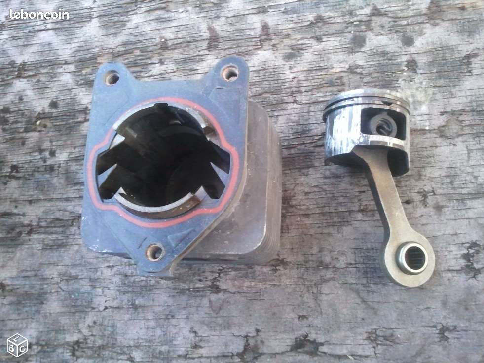 Piston bielle cylindre de moteur 2T (image 3)