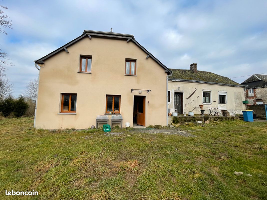Maison 6 pièces 204 m² · à Aubenton · 204 m² · 107 000 €