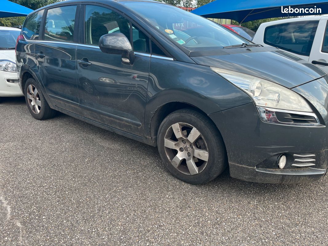 Aile avant gauche PEUGEOT 5008 1 PHASE 1 Diesel occasion