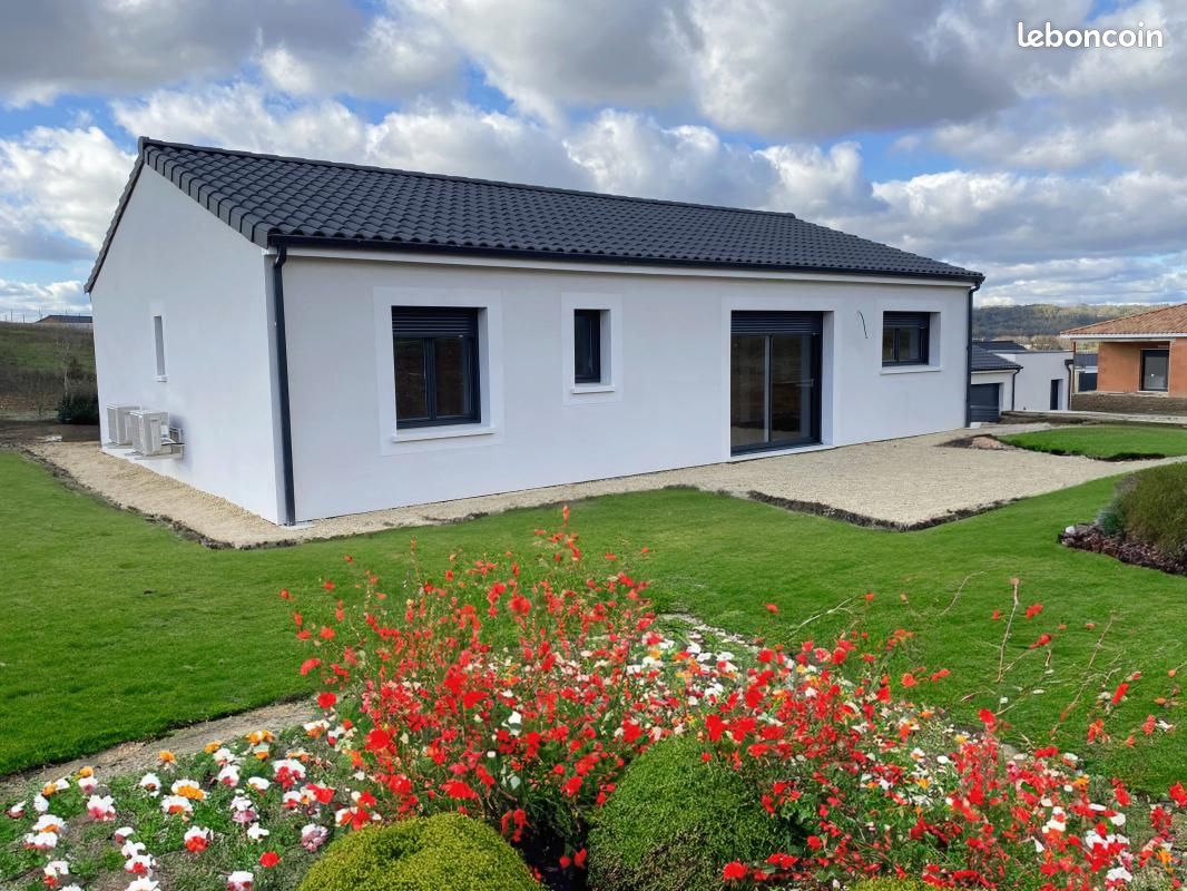 Maison 100 m² · à Saint-Léon-sur-l'Isle · 100 m² · 172 000 €