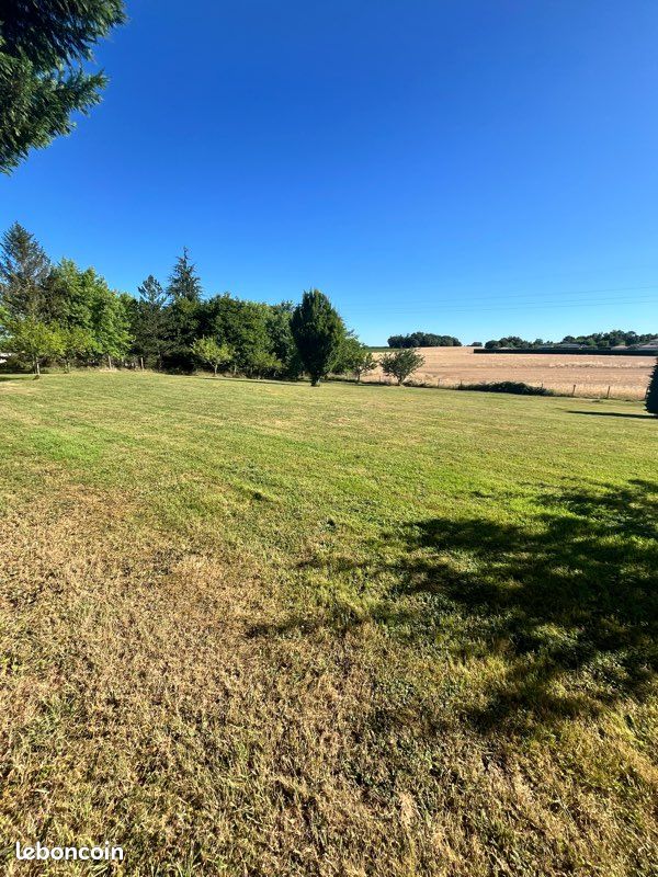 Terrain à vendre Bon encontre · à Bon-Encontre · 85 000 €
