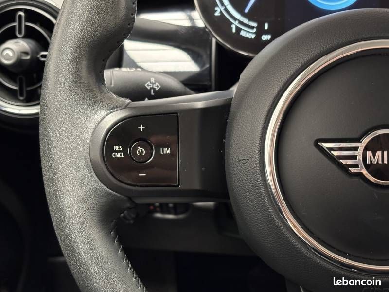 Mini Hatch 3 Portes Cooper 136 ch DKG7 Edition Camden (image 22)