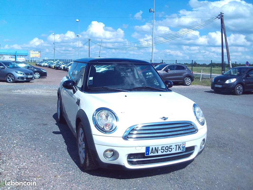 Mini Cooper D110 (image 2)