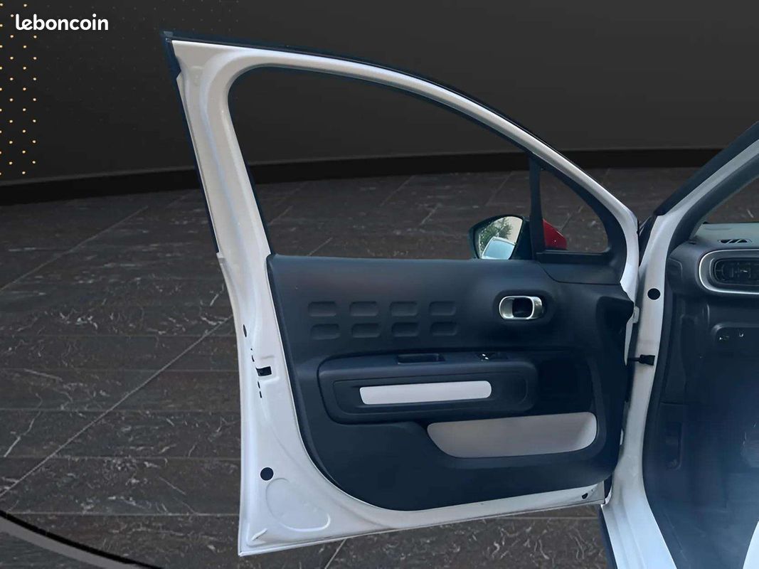 Citroen C3 PURETECH 82CH FEEL S&S E6.D (image 9)