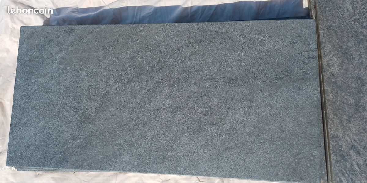 Lot carrelage mural sdb gris 4m2 (image 3)