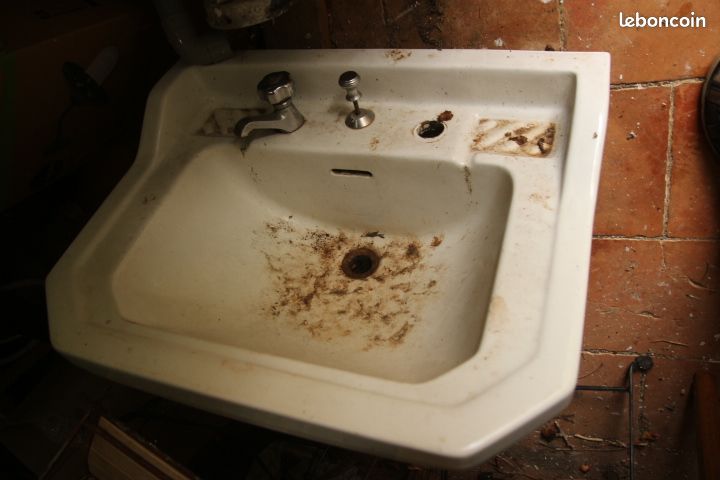 Lavabo ancien + meuble (image 1)
