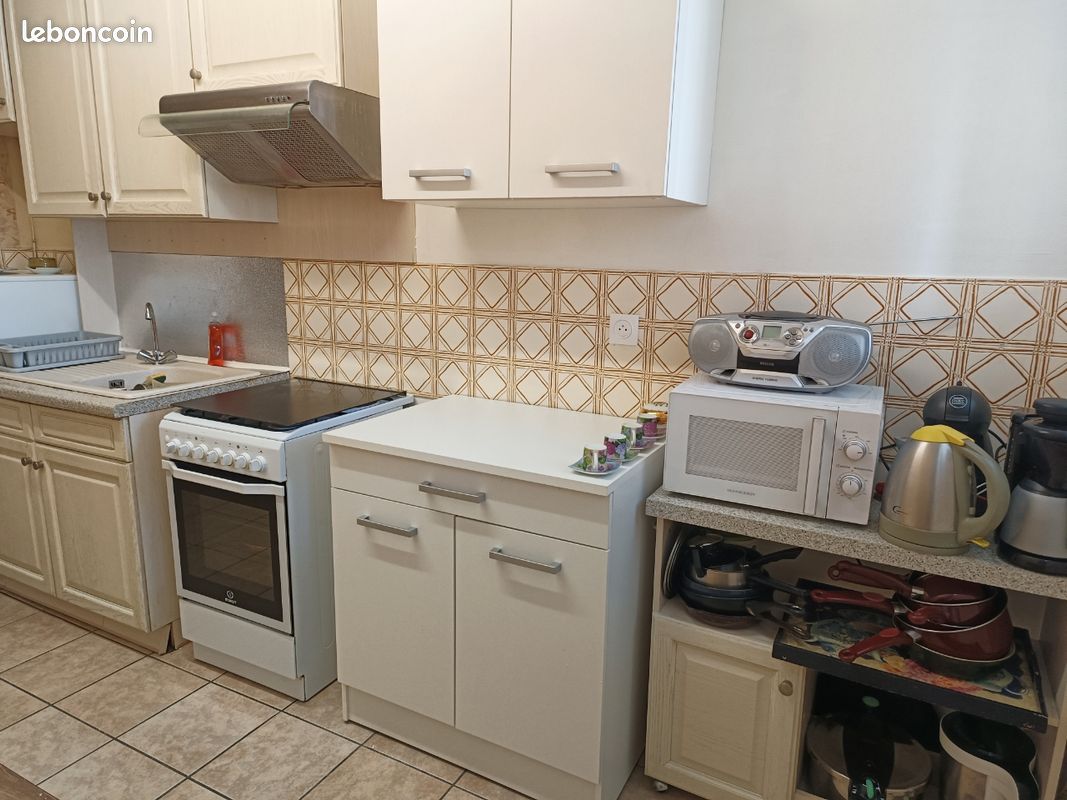 Appartement 3 pièces 76 m² · à Clermont-Ferrand · 76 m² · 860 €