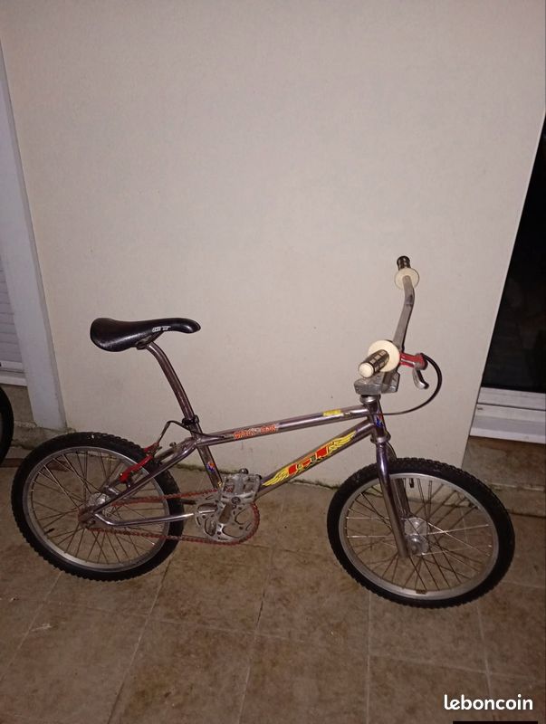 GT Bicycles - Trophée Coupe Du Monde ABA Pamona 1996 (BMX Rare Collector)