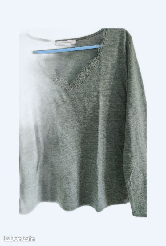 Tee-shirt manches longues vert (image 1)