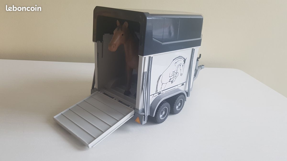 Van + cheval BRUDER ref 02028 (image 3)