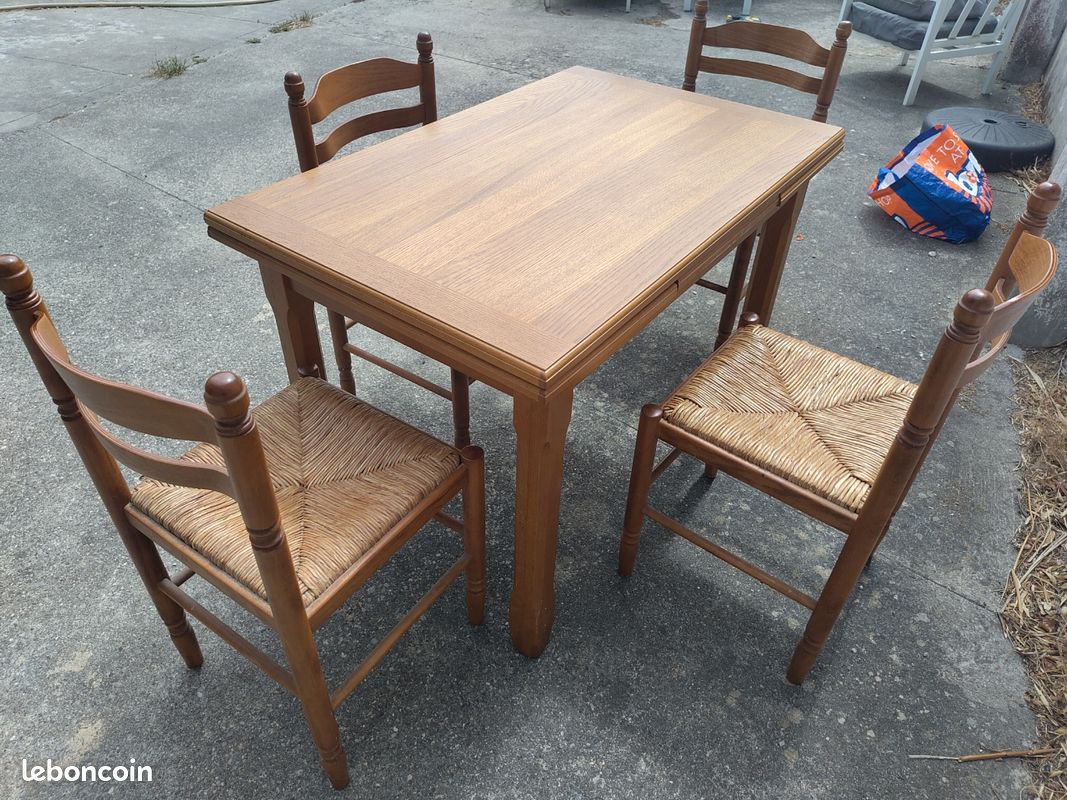 Table avec rallonge et chaises (image 1)